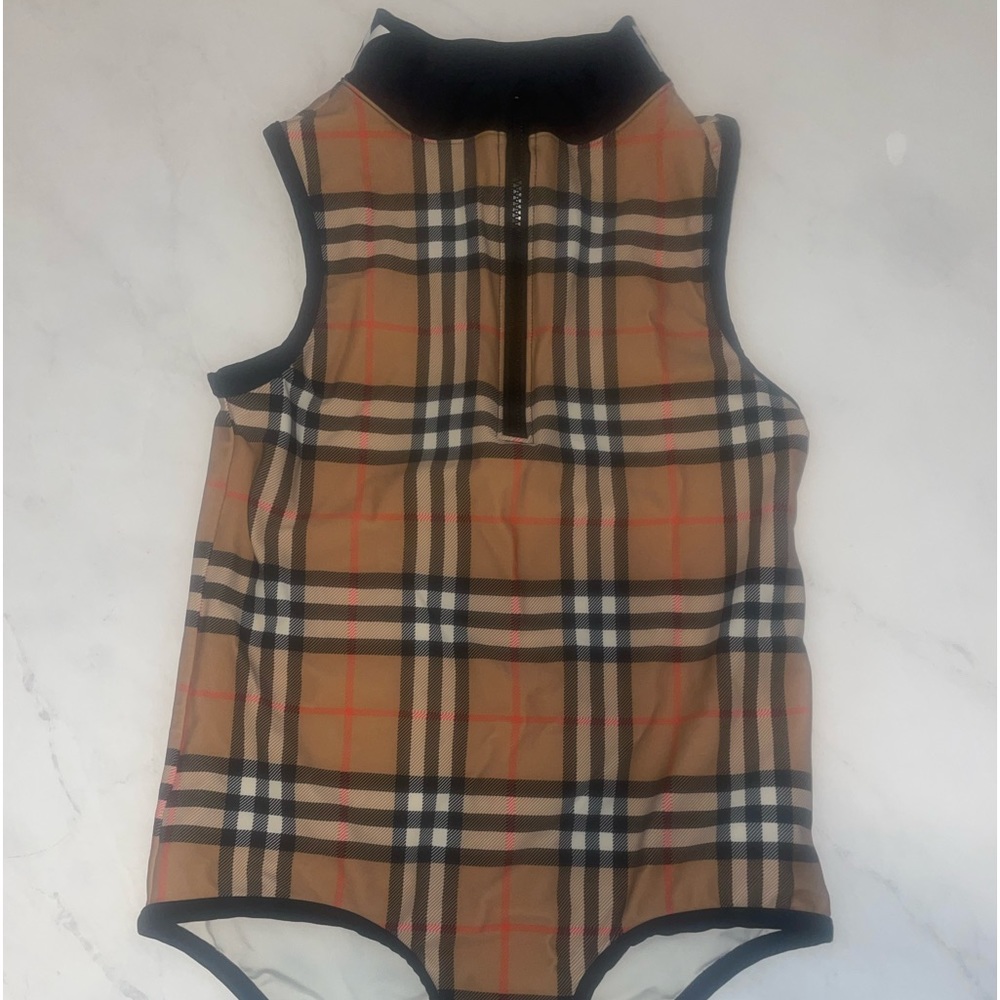 Burberry Swim